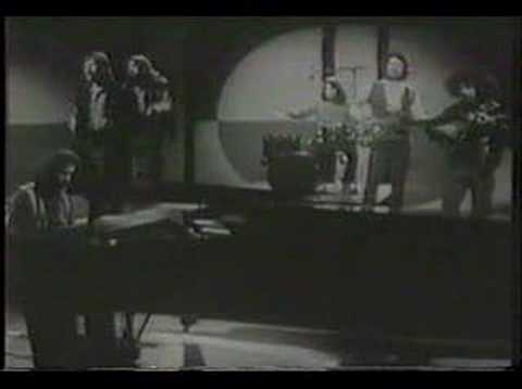 Country Radio — Gypsy Queen (Quill-Tolhurst) - Country Radio 1972