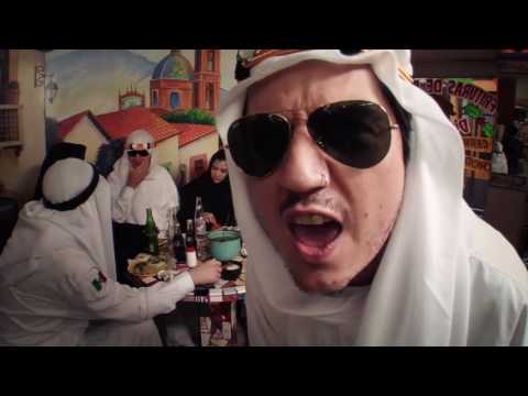 Plastilina Mosh — Let U Know - Plastilina Mosh (Official Music Video)