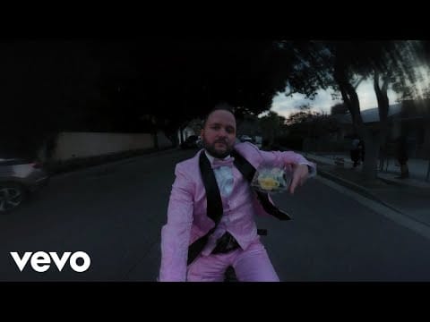 Quinn XCII — Quinn XCII - Georgia Peach (Official Music Video)