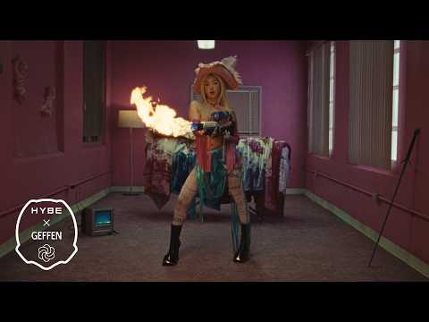HYBE LABELS — KATSEYE (캣츠아이) "PINKY UP" Official MV