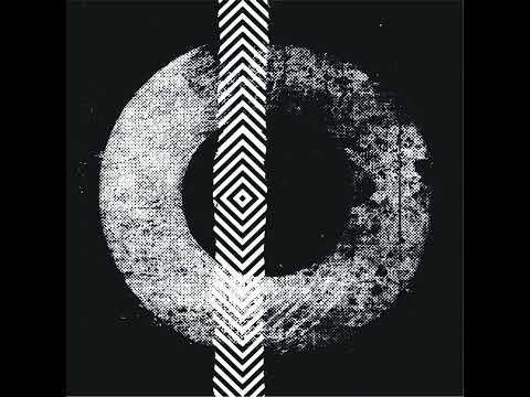 10 000 Russos — 10000 Russos. 10000 Russos (2015). 02 - UsVsUs. Portugal. Psychedelic/Space Rock, Progressive Rock.