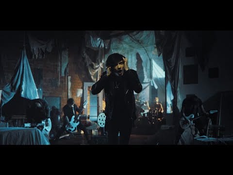 Asking Alexandria — Let it Sleep