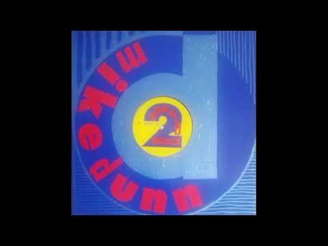 Mike Dunn — MIKE DUNN - BORN 2 B HOUZE (MARK! MEDUSA MIX) - SIDE A - 1990