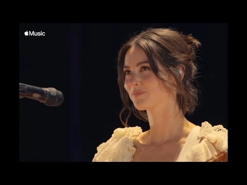 Gracie Abrams — That’s So True (Apple Music Live 2025)