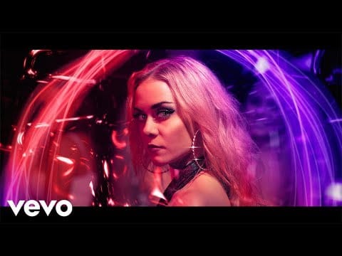 Emelie Appelgren — Em Appelgren - Moves Like A Shadow (Official Video)