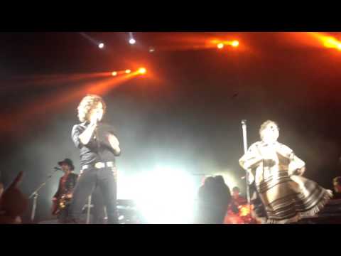 Enrique Bunbury — Bunbury y Calamaro en Tijuana - Sin Documentos