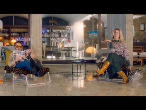 Julie Zenatti — Julie Zenatti - Paisiblement fou (Clip officiel)