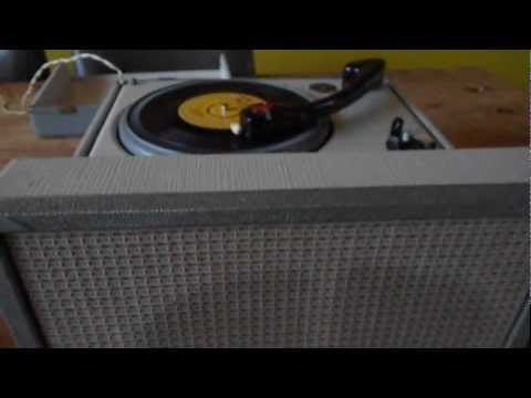 The Esquire Boys — Esquire Boys  "St-Louis Blues" Ronnex Rec.1073.