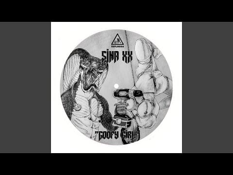 Sina XX — Goofy Girl