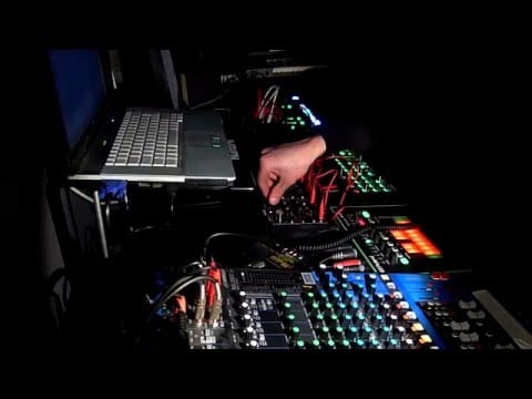 Acid Cat — Acid Cat - Plug Out (IDM - Glitch Live)