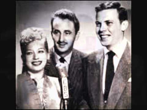 Gordon Jenkins And His Orchestra And Chorus — Gordon Jenkins - Tributo - "THE CLOCK SONG".