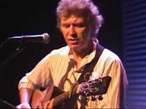 Ross Ryan — Ross Ryan - Postcard From Berlin (live 2007)