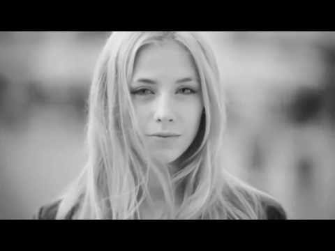 Claudio Baglioni — CLAUDIO BAGLIONI - RAGAZZE DELL' EST / VIDEO
