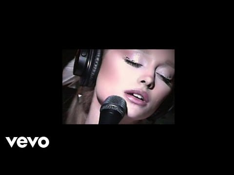 Ariana Grande — supernatural (live version)