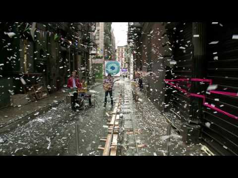 Vampire Weekend — Vampire Weekend - 'Cousins' (Official Music Video)