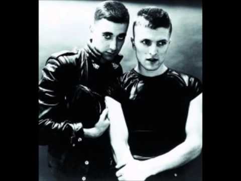 Deutsch Amerikanische Freundschaft — Deutsch Amerikanische Freundschaft  ( DAF ) - Ein Bisschen Krieg