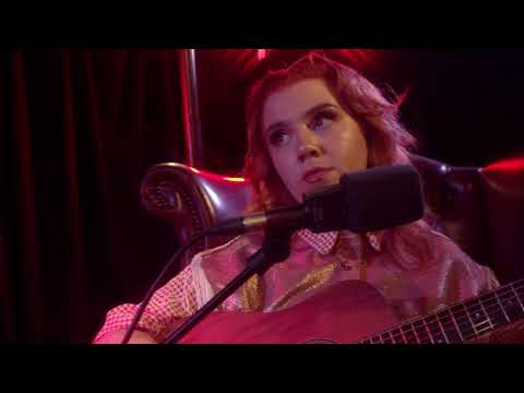 CMAT — Uncomfortable Christmas (Acoustic)