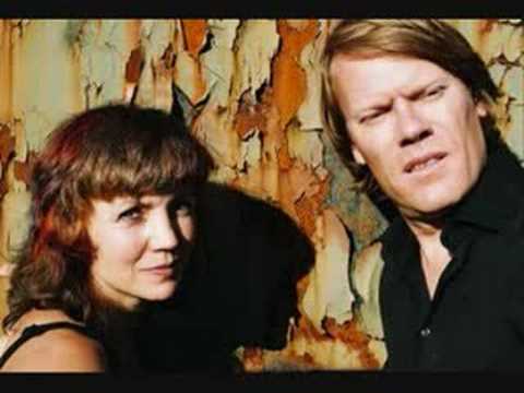 Chris & Carla — Chris And Carla(Walkabouts)-Life full of holes kommatia apo dekath entolh se lista sta info