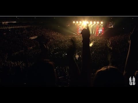 2Cellos — 2CELLOS - Back in Black [LIVE at Arena Zagreb]