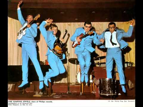 The Jumping Jewels — Africa - The Jumping Jewels 1964 - Played by: G.Zizzo49