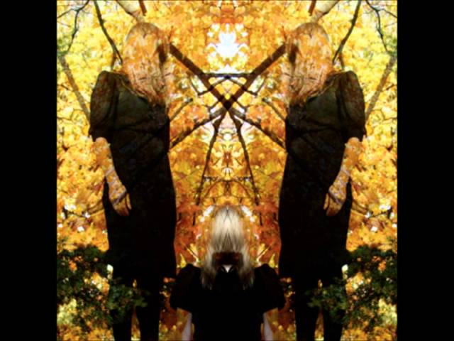 AUSTRA - Darken Her Horse