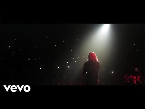 Louane — Louane - Tourne (Live)