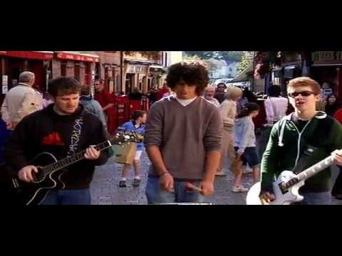 The Saw Doctors — The Saw Doctors - I Useta Lover (Official Video 2007 Re-Release)