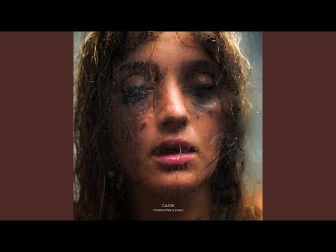 Carolina Deslandes — Odeia-me