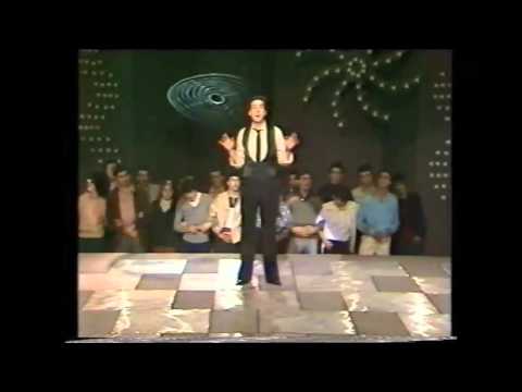 İlhan İrem — İlhan İrem   Bir Yıldız
