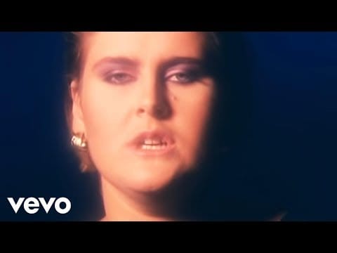 Alison Moyet — Alison Moyet - All Cried Out (Official Video)