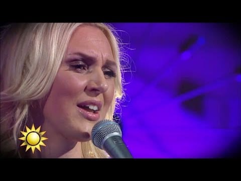 Sanna Nielsen — Sanna Nielsen - "Inte okej" - Nyhetsmorgon (TV4)