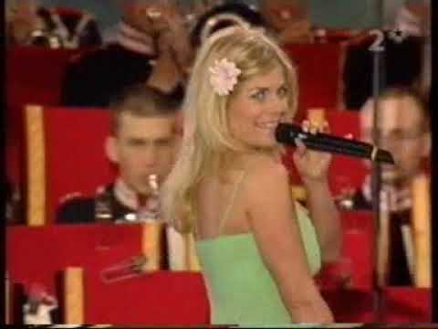 Pernilla Wahlgren — Pernilla Wahlgren - Nationaldagen 2005