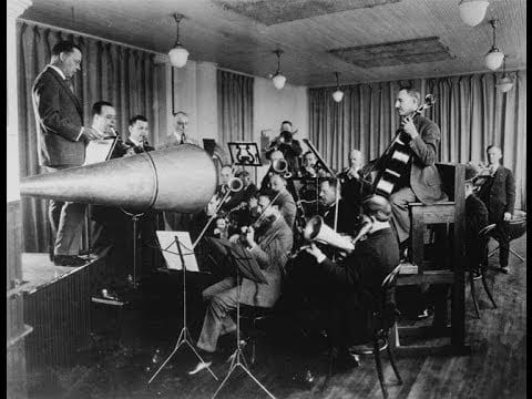 Victor Salon Orchestra — Moonlight and Roses by the Victor Salon Orchestra 1927
