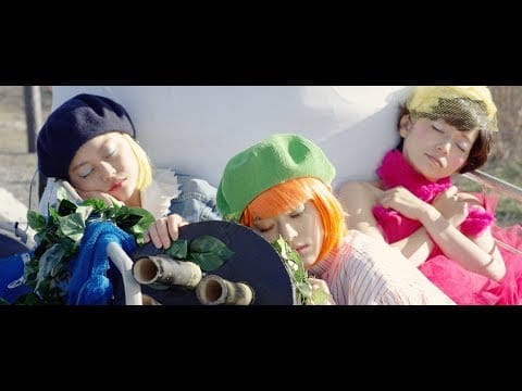 Sunny Day Service — Sunny Day Service - 青い戦車【official video】