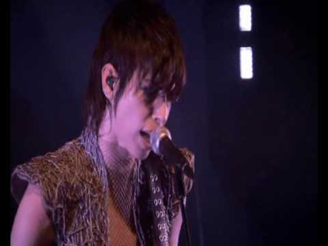 Mademoiselle K — Mademoiselle K - Maman XY - Live 2009
