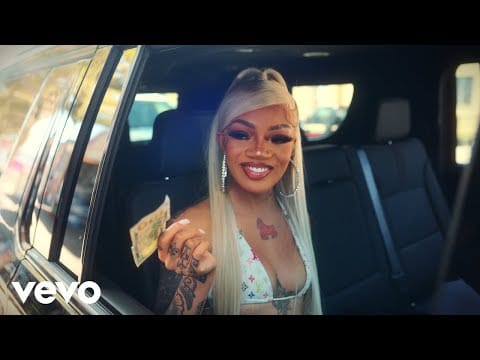 GloRilla — GloRilla - Nut Quick (Official Music Video)