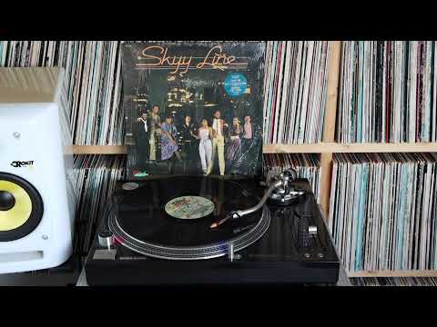 Skyy — Skyy - Skyy Line (1981) - B3 - Gonna Get It On