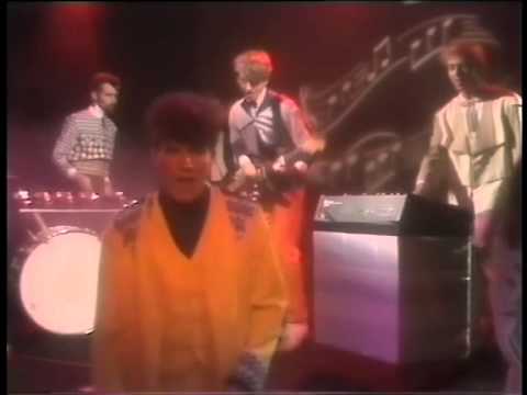 Split Enz — Split Enz - I Don't Wanna Dance