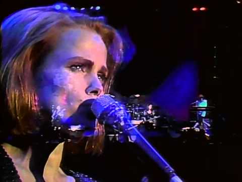 Belinda Carlisle — Belinda Carlisle - World Without You (Runaway Horses Tour '90)