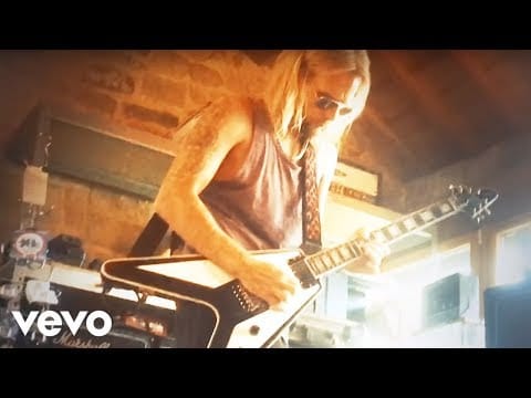Judas Priest — Judas Priest - No Surrender (Official Video)