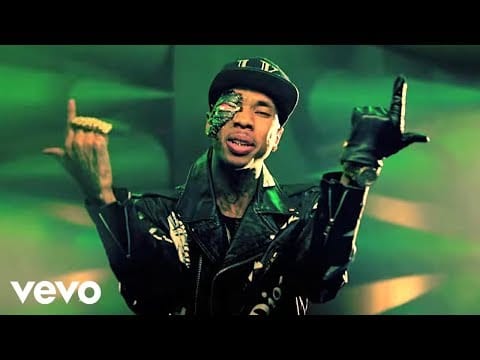 Tyga — Tyga - Molly (Official Music Video) (Explicit) ft. Wiz Khalifa, Mally Mall, Cedric Gervais