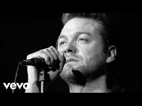 Kasabian — Kasabian - Goodbye Kiss (Official Video)