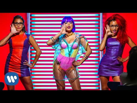 Anitta — Anitta - Na Batida (Official Music Video)