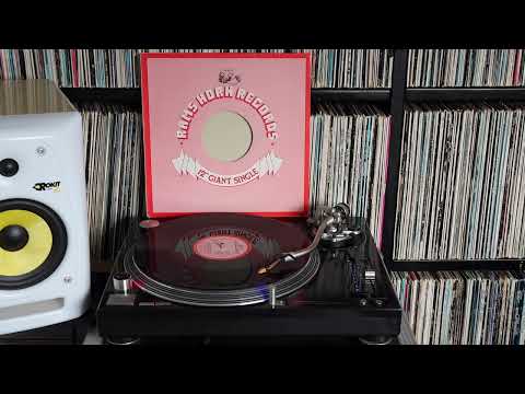 Unlimited Touch — Unlimited Touch - No One Can Love Me (Quite The Way) You Do (1983)