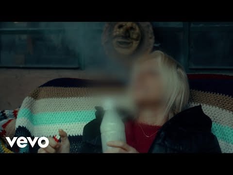 Massimo Pericolo — Massimo Pericolo, Crookers - Povero Stronzo (Visual Video)