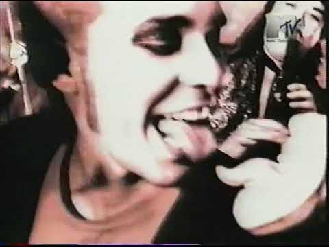 Victimas Del Doctor Cerebro — Victimas del Doctor Cerebro "Muñeca" MTV Stereo