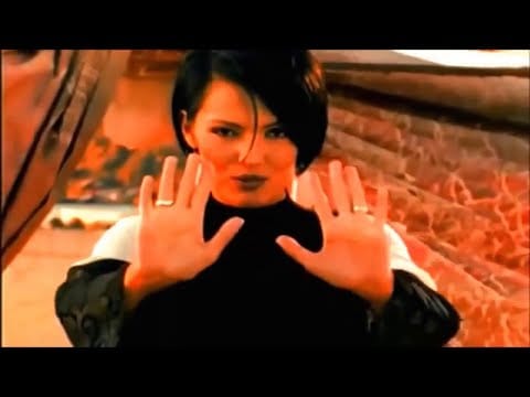 Demet Akalın — Demet Akalın - Sebebim (Video Klip)