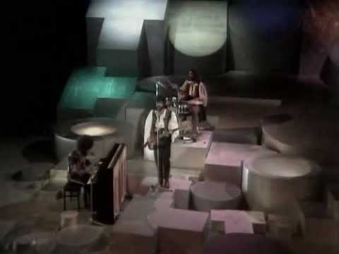 Axis (14) — Axis - Someone.wmv