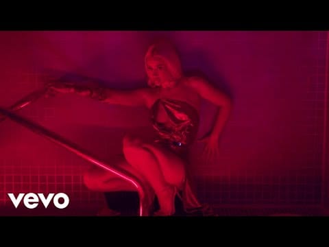 Iggy Azalea — Iggy Azalea - Posh Spice (Visualizer)