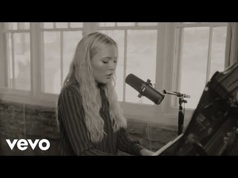 Lennon Stella — Lennon Stella - Since I Was A Kid (Acoustic Video)